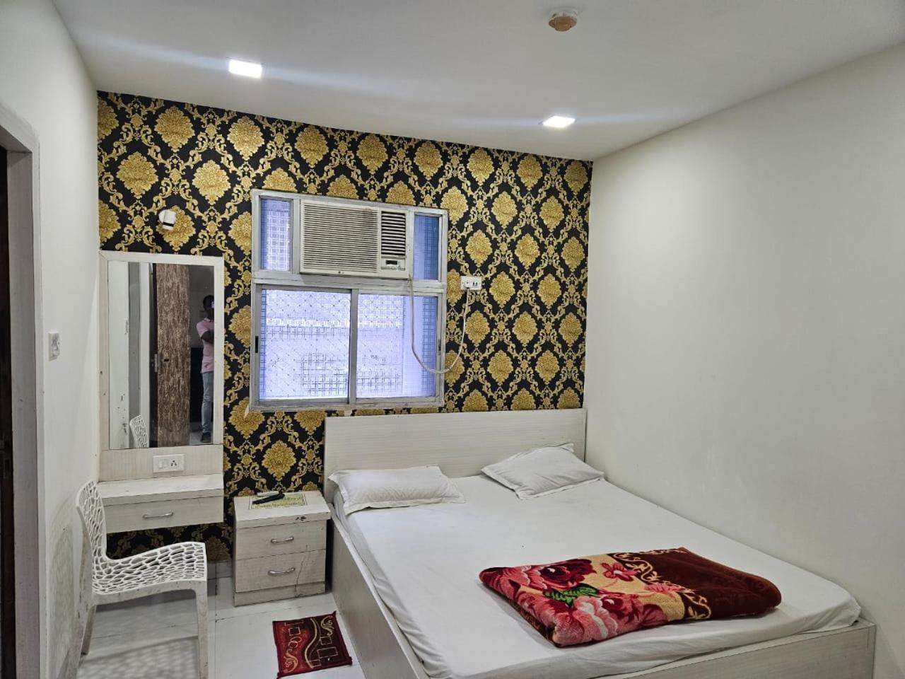 Hotel Elliot Comfort Inn Calcutta Buitenkant foto